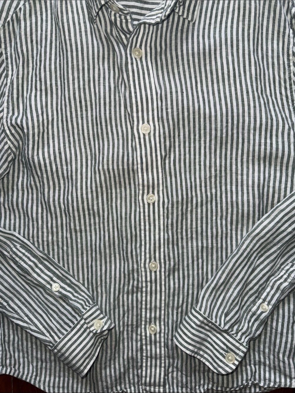 Abercrombie & Fitch Gray and White Striped Linen Button-Down Shirt - Picture 3 of 4